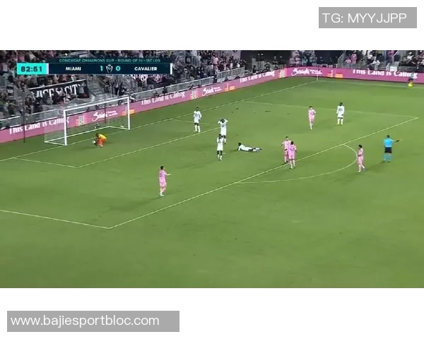 苏亚雷斯禁区内精彩破门助力芝加哥逆转迈阿密比赛精彩回顾